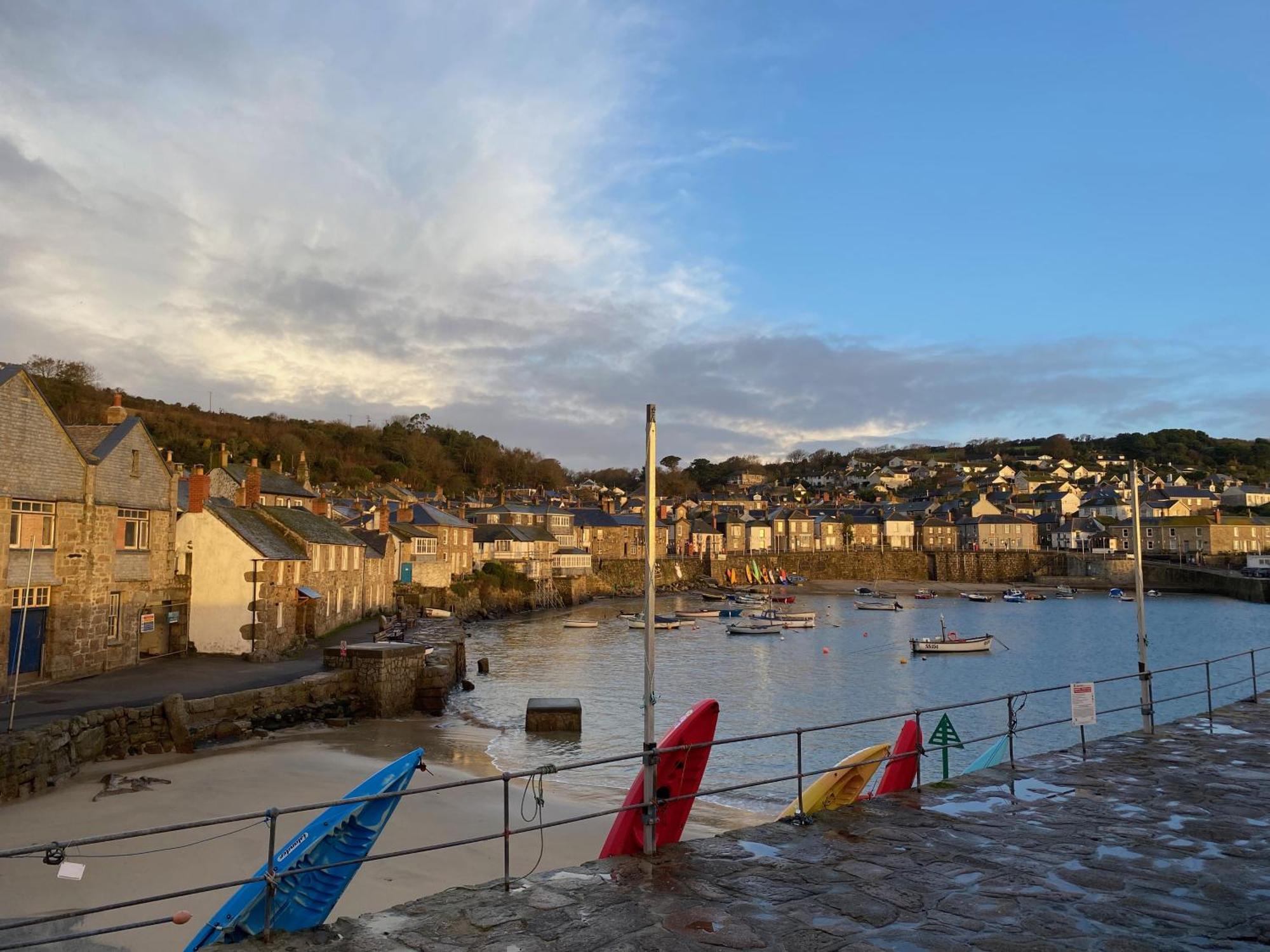 The Old Gallery - Charming Coastal Escape For Two Mousehole Buitenkant foto