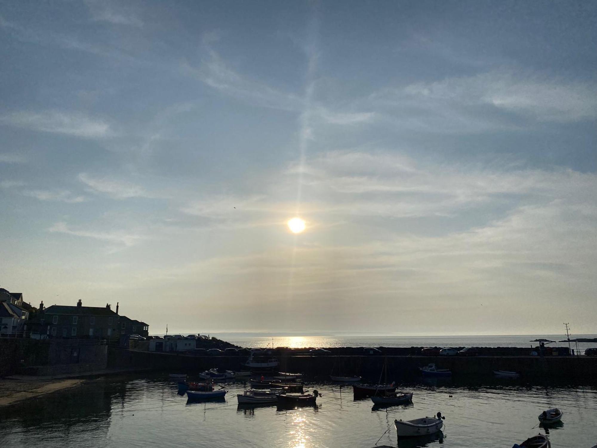 The Old Gallery - Charming Coastal Escape For Two Mousehole Buitenkant foto
