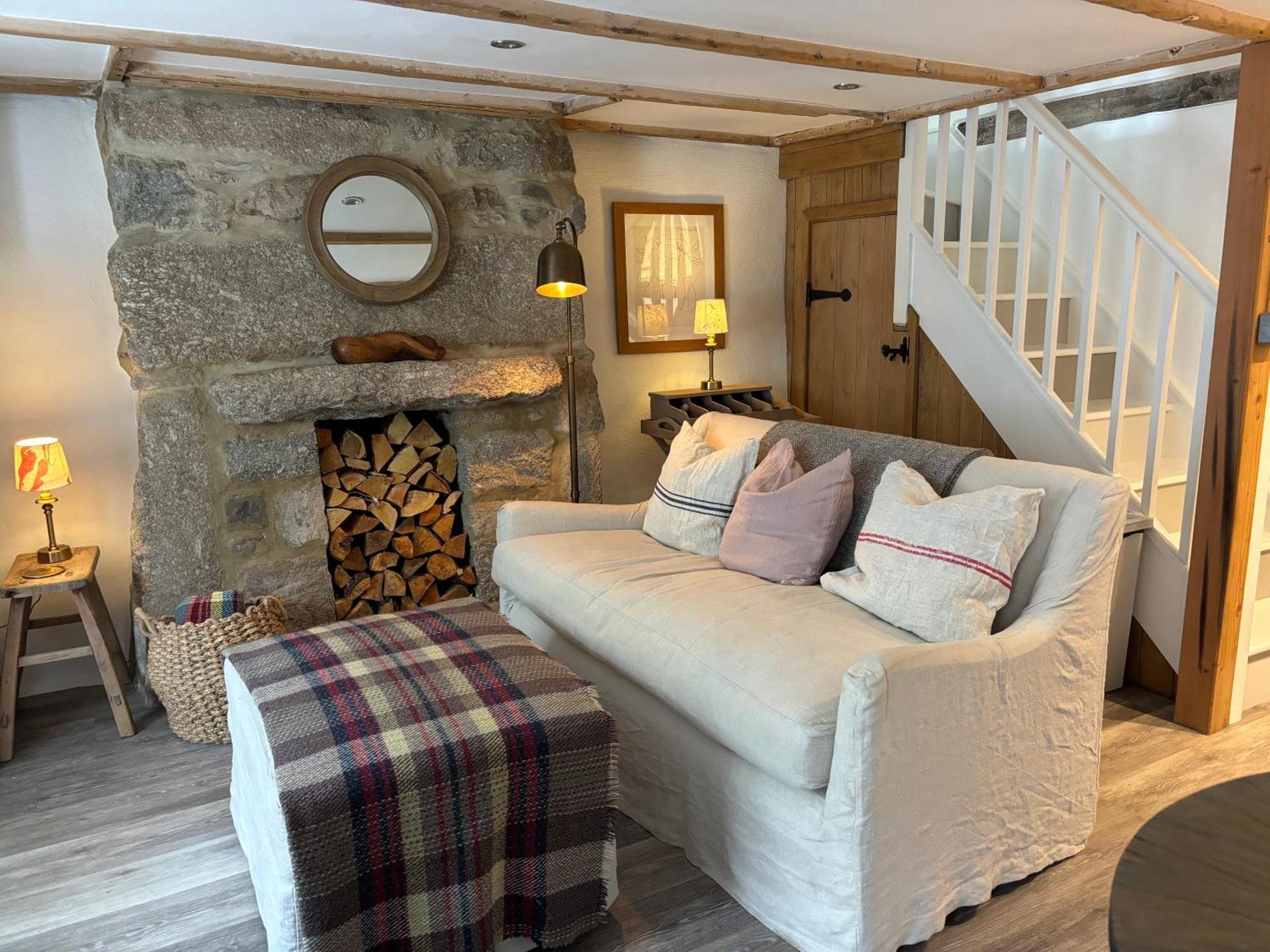 The Old Gallery - Charming Coastal Escape For Two Mousehole Buitenkant foto